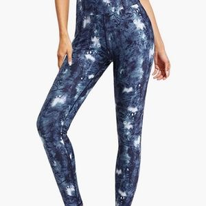 NWT "PROMOVER" YOGA PANTS